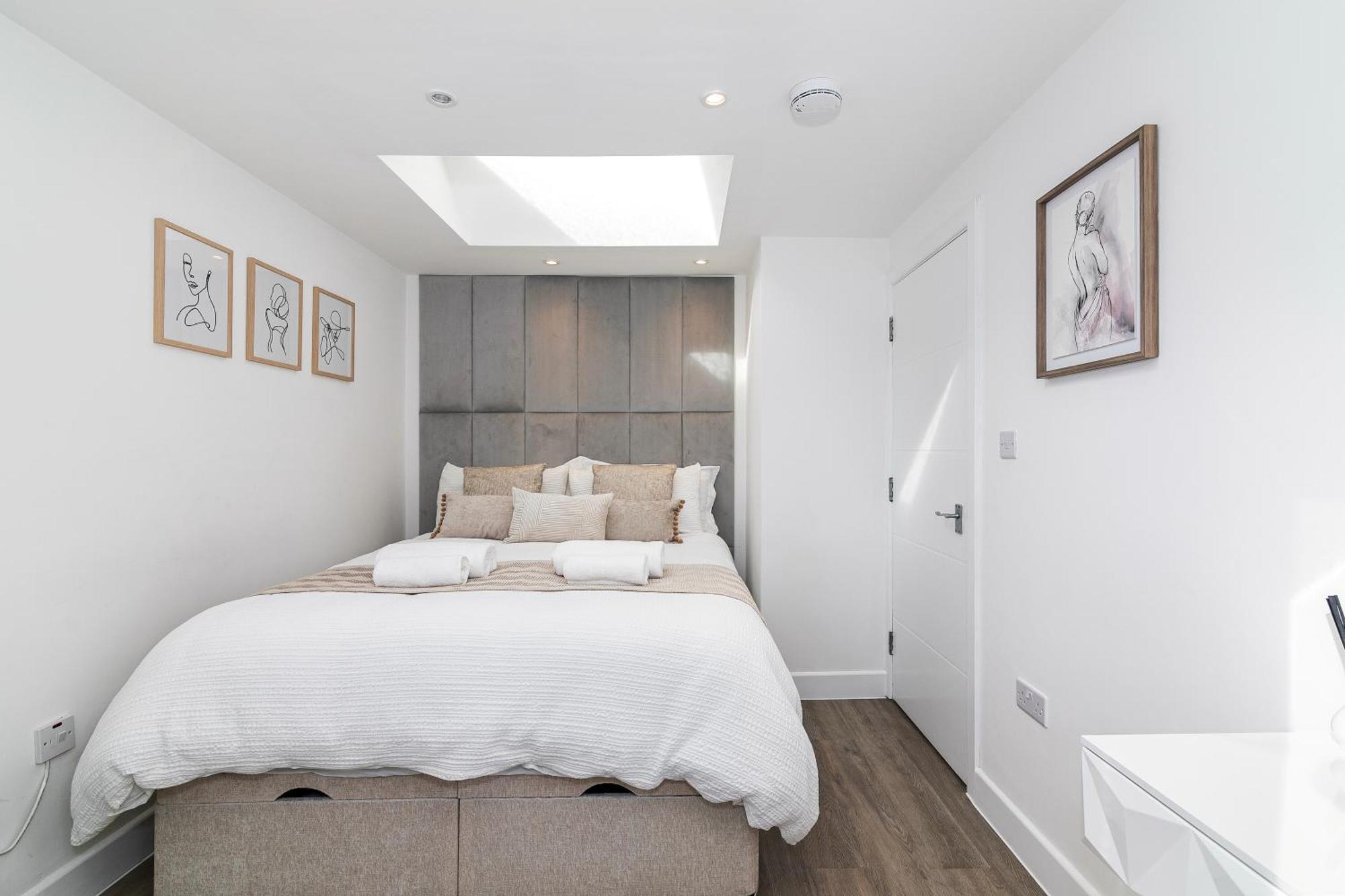 Flat In Queens Park * Londen